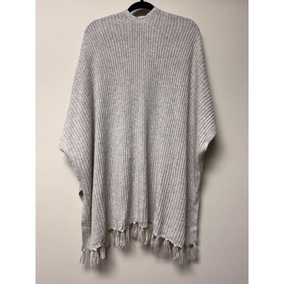 AMERICAN EAGLE Knit Fringe Sweater Poncho, Light Gray, One Size - Picture 8 of 12